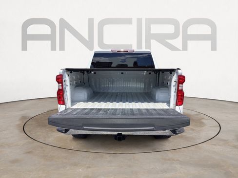 Used 2022 Chevrolet Silverado 1500 LT image 13