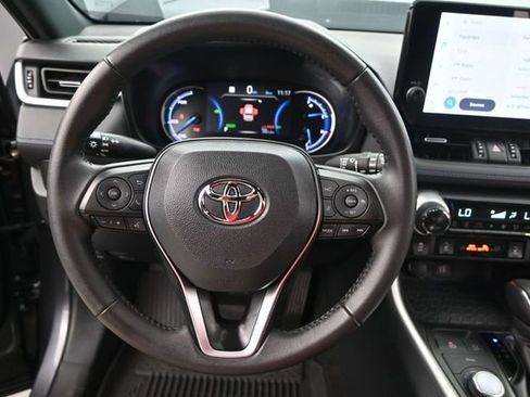 Used 2024 Toyota RAV4 XSE AWD/4WD image 7