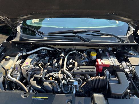 Used 2025 Nissan Sentra SV FWD image 30