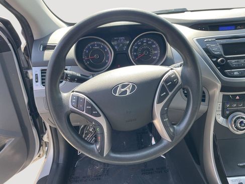 Used 2013 Hyundai Elantra GLS w/ Preferred Pkg FWD image 8
