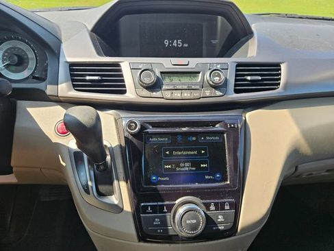 Used 2017 Honda Odyssey EX-L image 17