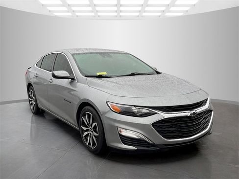 Used 2024 Chevrolet Malibu RS image 3