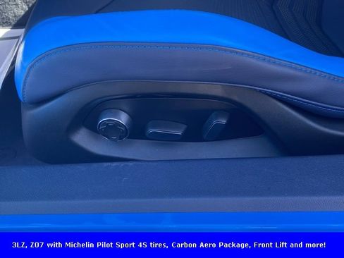 Used 2023 Chevrolet Corvette Z06 w/ Z07 Performance Package image 18