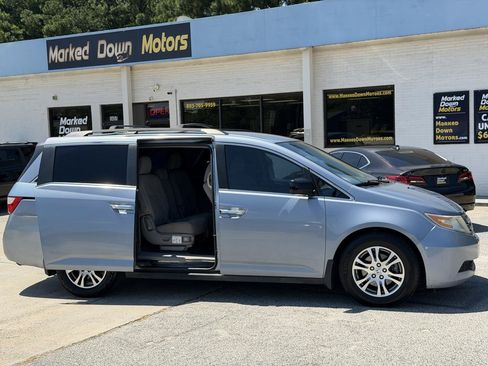 Used 2012 Honda Odyssey EX image 12