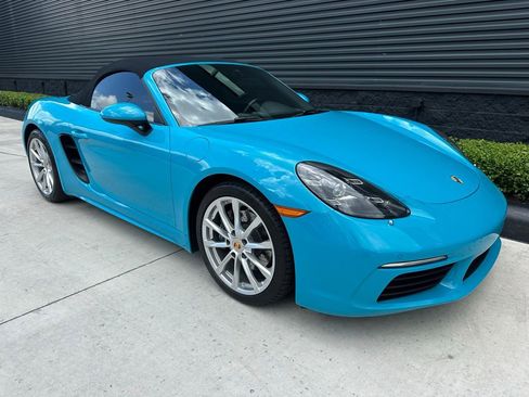 Certified 2017 Porsche 718 Boxster image 12