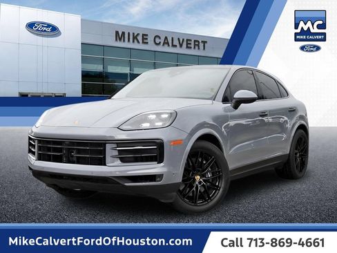 Used 2024 Porsche Cayenne Coupe AWD/4WD image 1