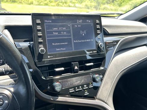 Used 2024 Toyota Camry XSE FWD image 22