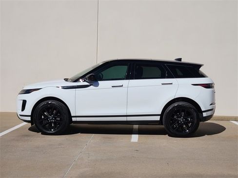 Used 2025 Land Rover Range Rover Evoque S image 4