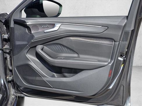 New 2026 Audi A6 Premium Plus image 9