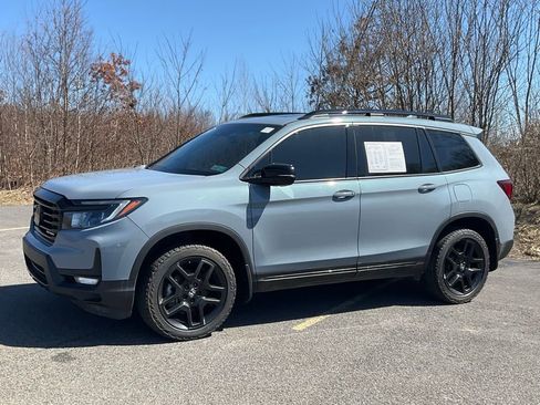 Used 2024 Honda Passport Black Edition image 30