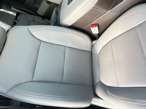 Used 2021 Chevrolet Silverado 1500 LTZ w/ LTZ Premium Package image 19