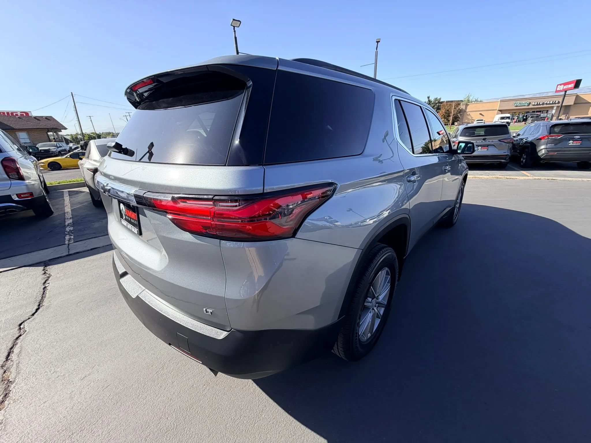 Used 2023 Chevrolet Traverse LT FWD image 5