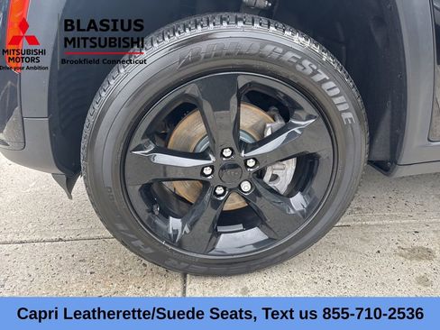 Used 2023 Jeep Grand Cherokee L Laredo AWD/4WD image 22