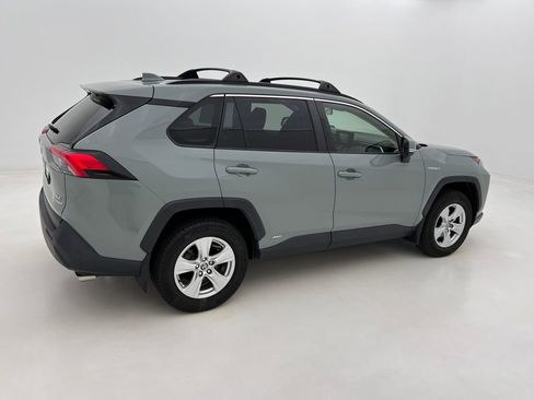 Used 2021 Toyota RAV4 XLE image 10