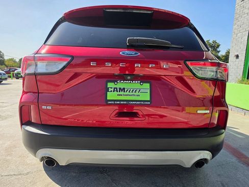 Used 2020 Ford Escape SE FWD image 15
