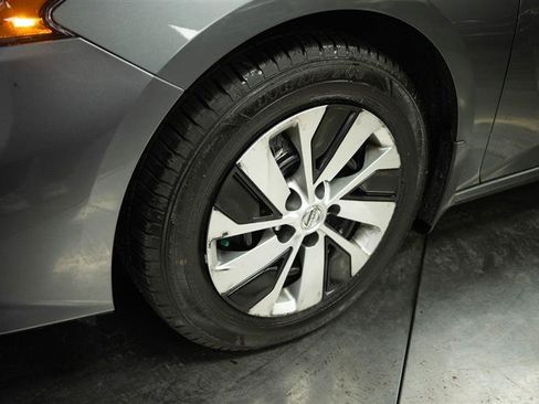 Used 2019 Nissan Altima 2.5 S image 4