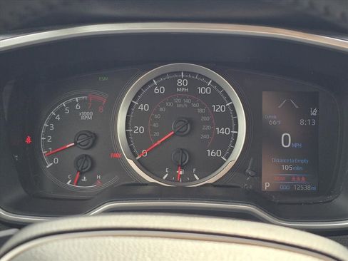 Used 2022 Toyota Corolla SE w/ SE Preferred Package image 22