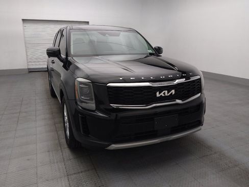 Used 2022 Kia Telluride LX FWD image 14