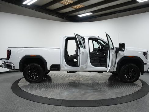 New 2026 GMC Sierra 2500 AT4 w/ AT4 Preferred Package image 10