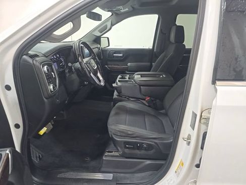 Used 2019 GMC Sierra 1500 SLE w/ X31 Off-Road Package AWD/4WD image 7