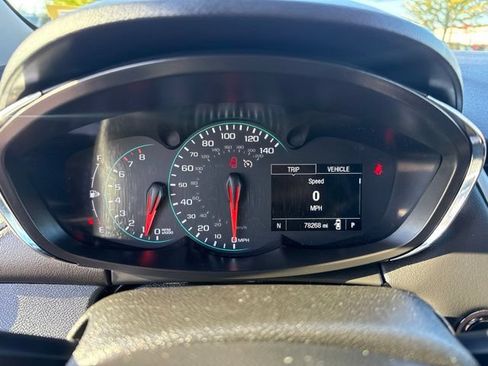 Used 2020 Chevrolet Trax LT w/ Sun & Sound Package AWD/4WD image 14