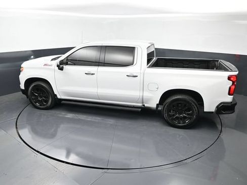 Used 2023 Chevrolet Silverado 1500 LTZ AWD/4WD image 16