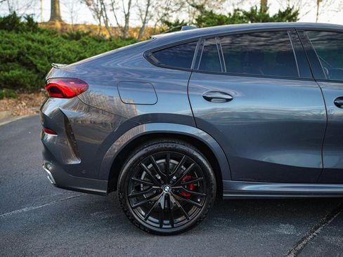 Used 2021 BMW X6 xDrive40i w/ M Sport Package image 10