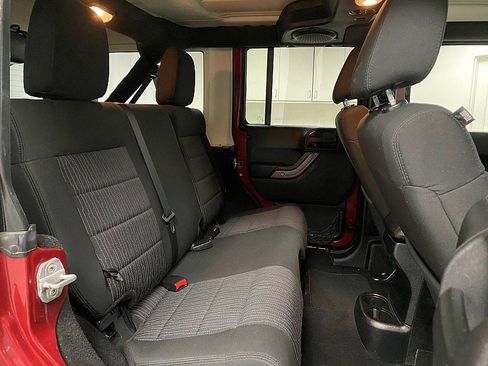 Used 2011 Jeep Wrangler Unlimited Sport image 13