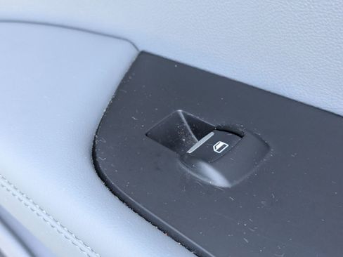 Used 2021 Lincoln Nautilus Reserve image 35