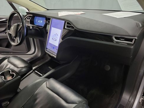 Used 2016 Tesla Model X 60D AWD/4WD image 25