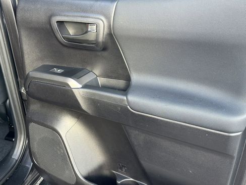 Used 2020 Toyota Tacoma 4x4 Double Cab image 19