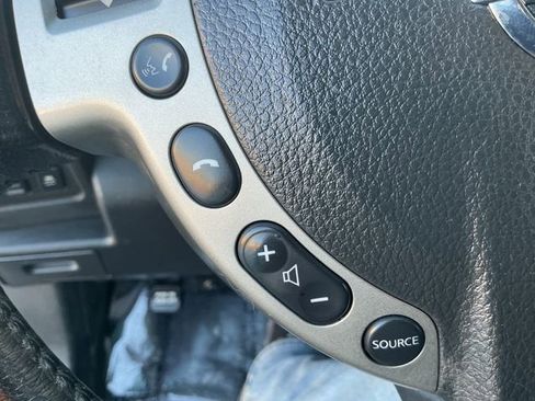 Used 2012 Nissan Rogue SL image 50