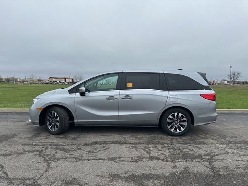 Used 2024 Honda Odyssey EX-L image 8