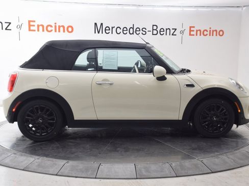 Used 2018 MINI Cooper Convertible image 7