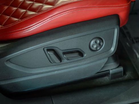 Used 2020 Audi SQ5 Premium Plus w/ Premium Plus Package image 45