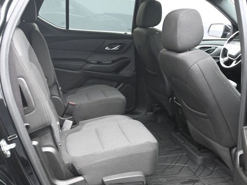 Used 2023 Chevrolet Traverse LT w/ LPO, Floor Liner Package AWD/4WD image 13