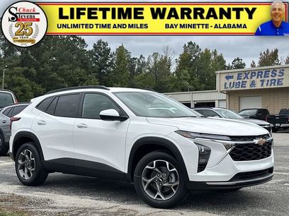 New 2026 Chevrolet Trax LT w/ LPO, Blackout Package