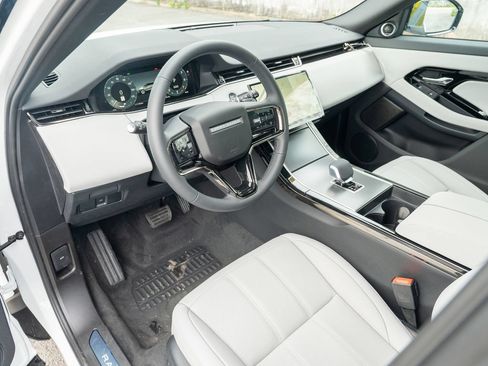 New 2026 Land Rover Range Rover Evoque S AWD/4WD image 11