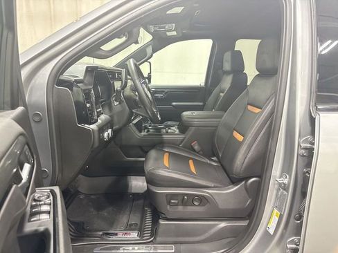 Used 2026 GMC Sierra 2500 AT4 w/ AT4 Premium Plus Package AWD/4WD image 6