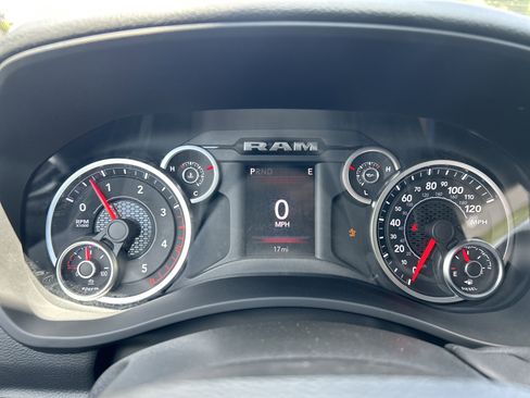 New 2026 RAM 3500 Big Horn AWD/4WD image 21