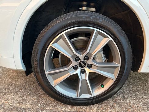 Used 2025 Audi Q5 2.0T Premium image 27