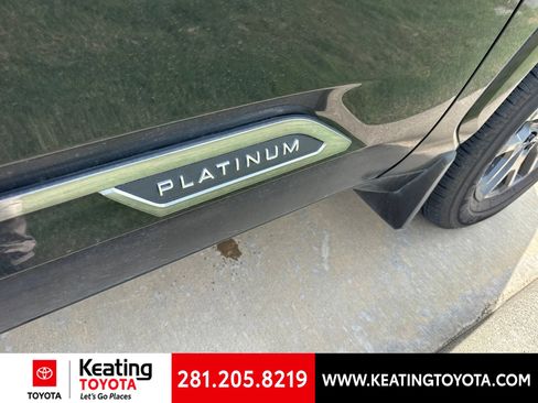 Used 2025 Toyota Tundra Platinum AWD/4WD image 9