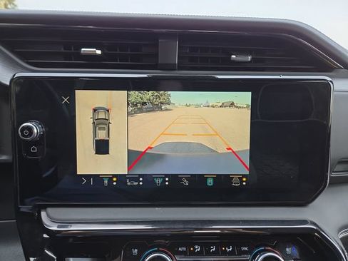 Used 2023 GMC Sierra 1500 AT4X AWD/4WD image 28