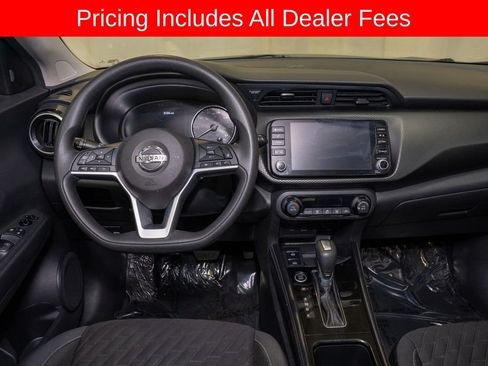 Used 2021 Nissan Kicks SV FWD image 6