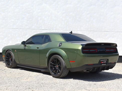Used 2021 Dodge Challenger R/T Scat Pack w/ Dynamics Package RWD image 2