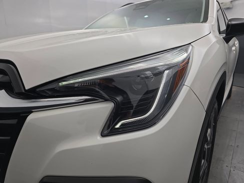 Used 2024 Subaru Ascent Limited w/ Technology Package image 11