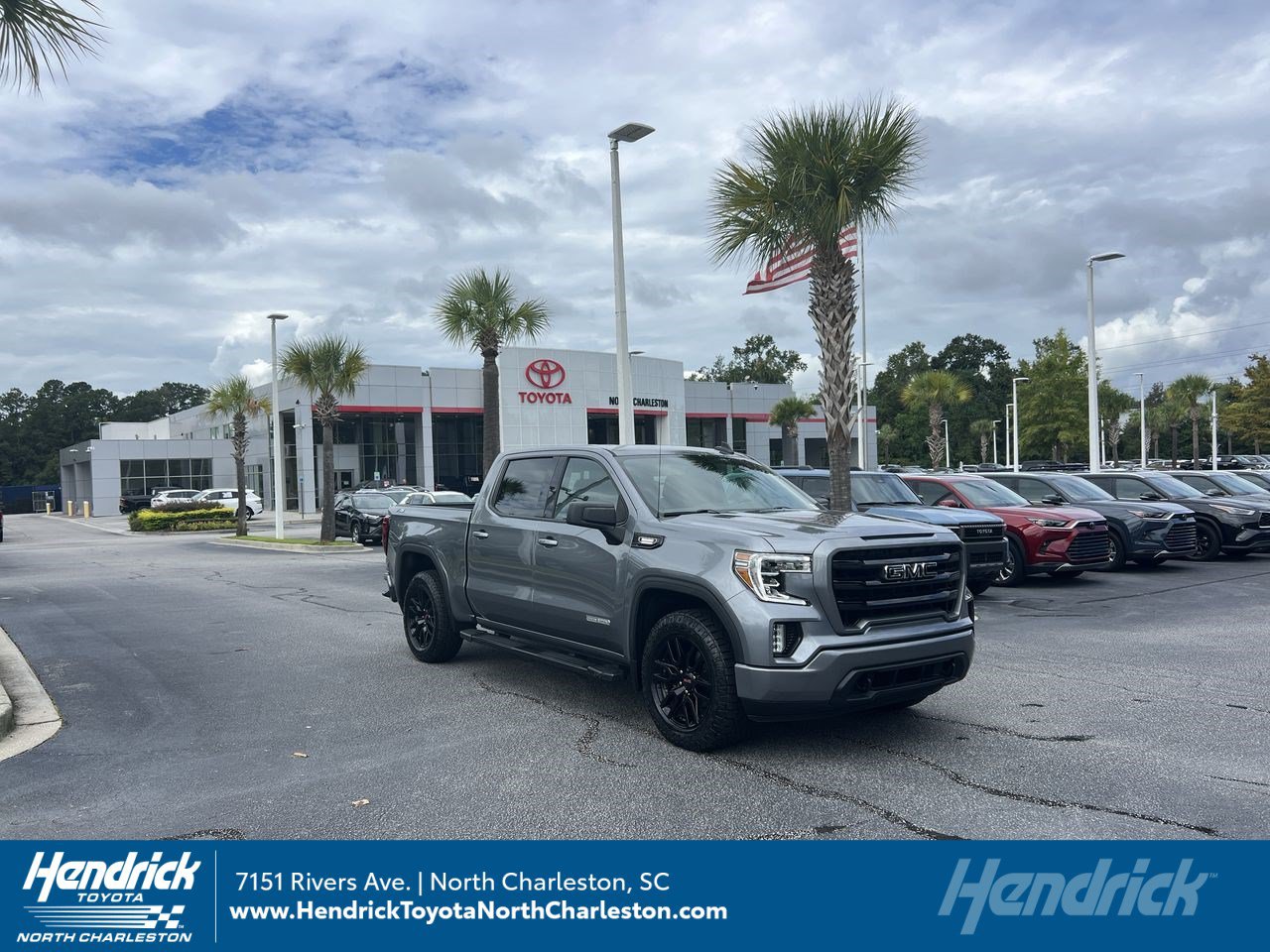 Used 2021 GMC Sierra 1500 Elevation w/ Preferred Package AWD/4WD image 1