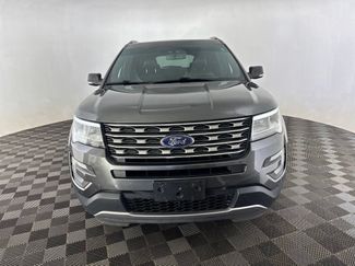 Used 2017 Ford Explorer XLT w/ Equipment Group 202A AWD/4WD video 2
