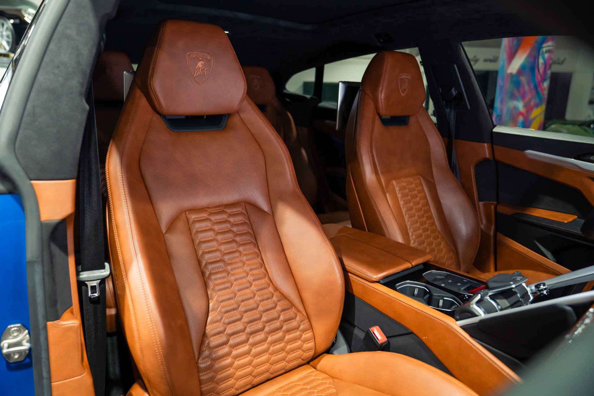 Used 2019 Lamborghini Urus AWD/4WD image 24