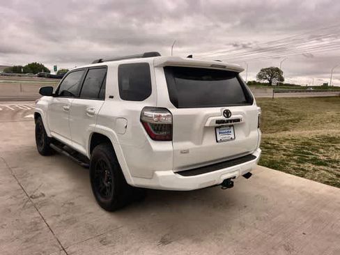 Used 2023 Toyota 4Runner SR5 Premium w/ Moonroof Package image 5